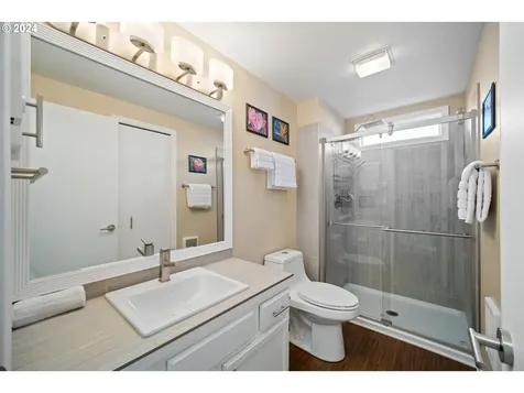 1804 Ne 149th Circle Vancouver WA 98686