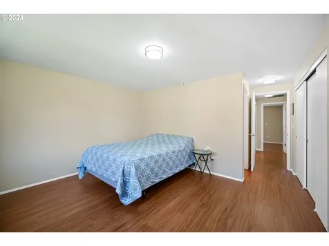 1804 Ne 149th Circle Vancouver WA 98686