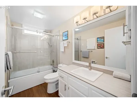 1804 Ne 149th Circle Vancouver WA 98686