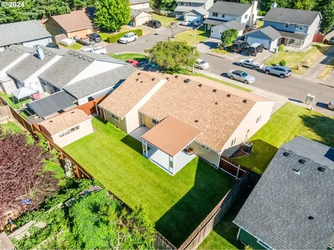 1804 Ne 149th Circle Vancouver WA 98686