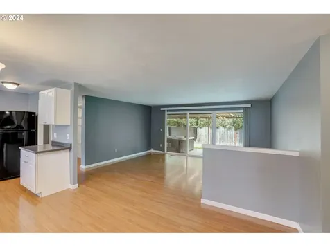 1105 Ne 18th Street Gresham OR 97030