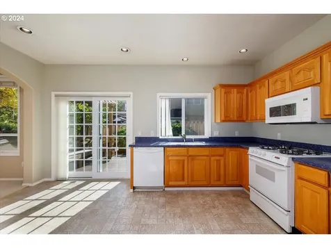18208 SW Woodhaven Drive Sherwood OR 97140