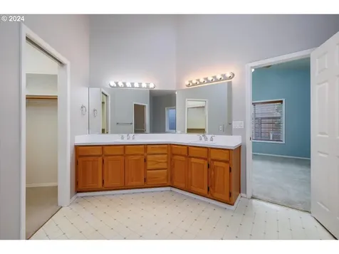 18208 SW Woodhaven Drive Sherwood OR 97140
