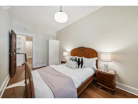 3534 SE Yamhill Street Portland OR 97214