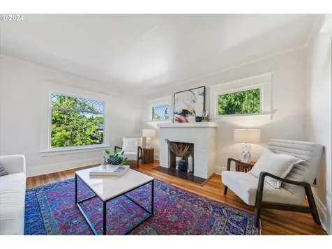 3534 SE Yamhill Street Portland OR 97214