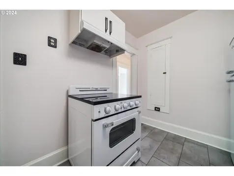 3534 SE Yamhill Street Portland OR 97214