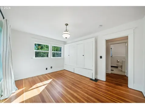 3534 SE Yamhill Street Portland OR 97214
