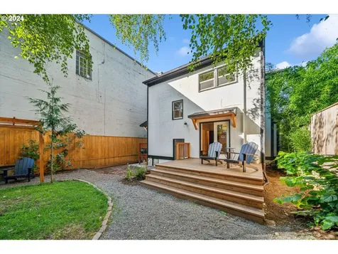 3534 SE Yamhill Street Portland OR 97214
