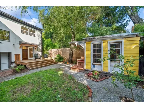 3534 SE Yamhill Street Portland OR 97214