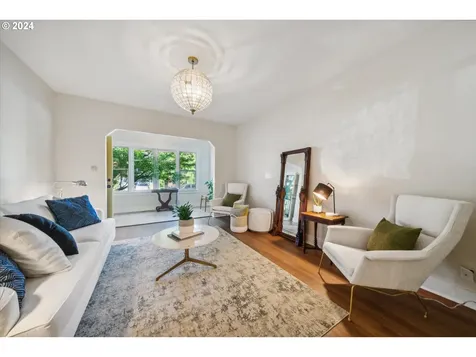 3534 SE Yamhill Street Portland OR 97214
