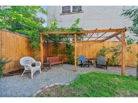 3534 SE Yamhill Street Portland OR 97214