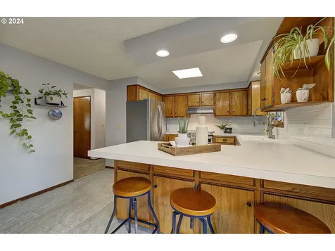 12613 NE 20th Street Vancouver WA 98684