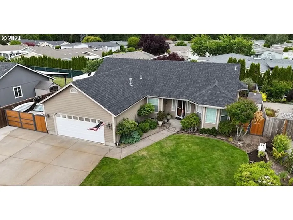 2430 Bowtie Avenue Eugene OR 97404