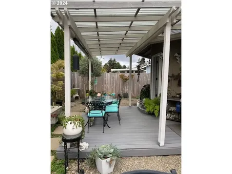 2430 Bowtie Avenue Eugene OR 97404