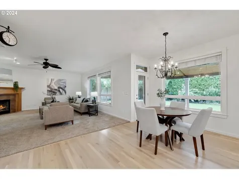395 SE 14th Place Canby OR 97013