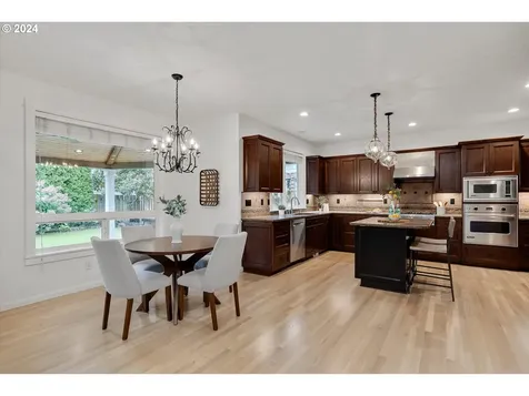 395 SE 14th Place Canby OR 97013