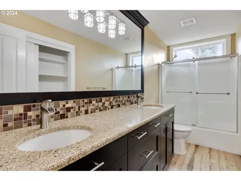 395 SE 14th Place Canby OR 97013