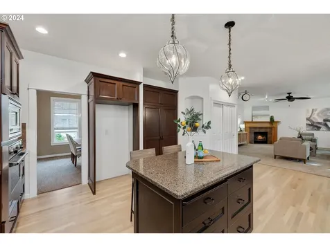 395 SE 14th Place Canby OR 97013