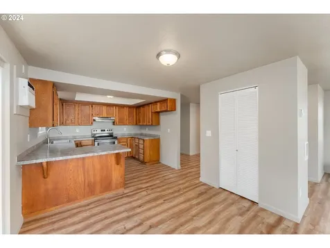 200 Valentine Avenue Sutherlin OR 97479