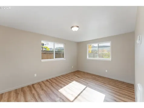 200 Valentine Avenue Sutherlin OR 97479