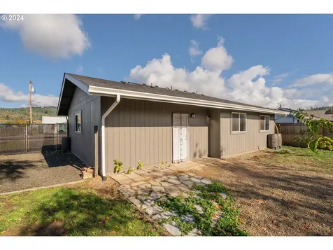 200 Valentine Avenue Sutherlin OR 97479