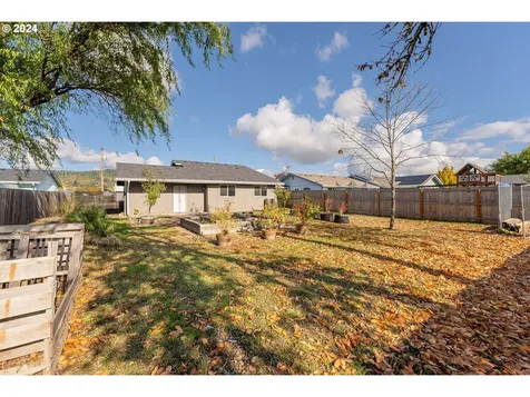 200 Valentine Avenue Sutherlin OR 97479