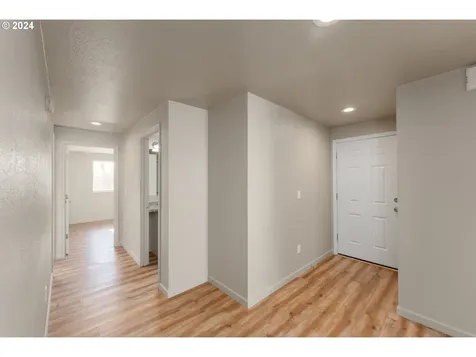 200 Valentine Avenue Sutherlin OR 97479