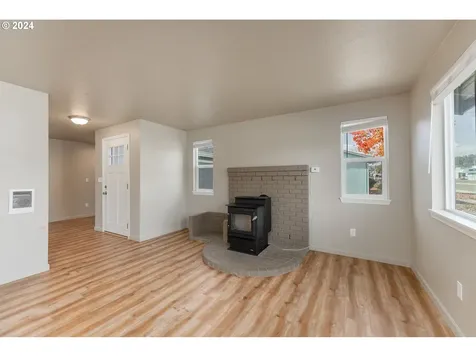 200 Valentine Avenue Sutherlin OR 97479