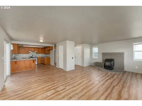 200 Valentine Avenue Sutherlin OR 97479