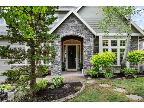 4023 Nw Riggs Drive Portland OR 97229