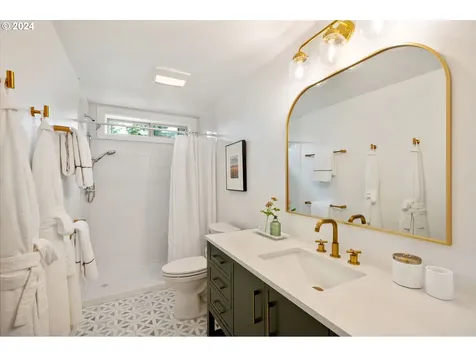4023 Nw Riggs Drive Portland OR 97229