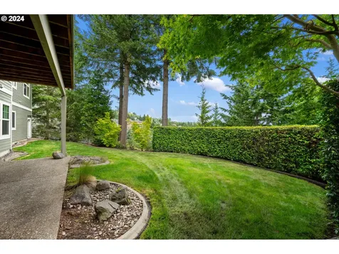 4023 Nw Riggs Drive Portland OR 97229