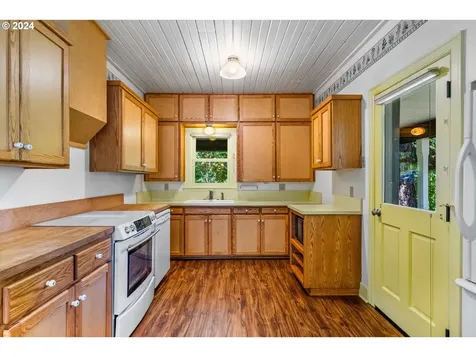 24230 Evergreen Road Philomath OR 97370