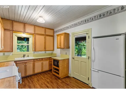 24230 Evergreen Road Philomath OR 97370