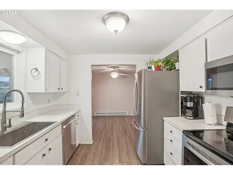 419 S Harrison Street Newberg OR 97132