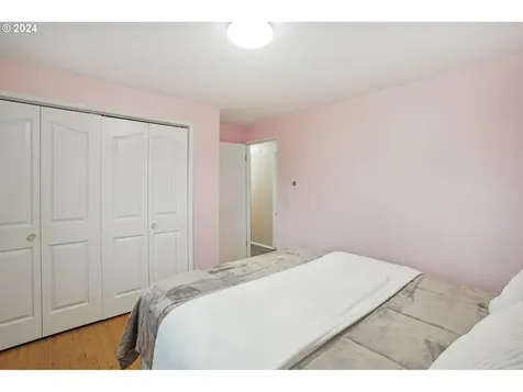 419 S Harrison Street Newberg OR 97132