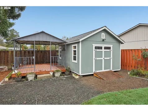 419 S Harrison Street Newberg OR 97132