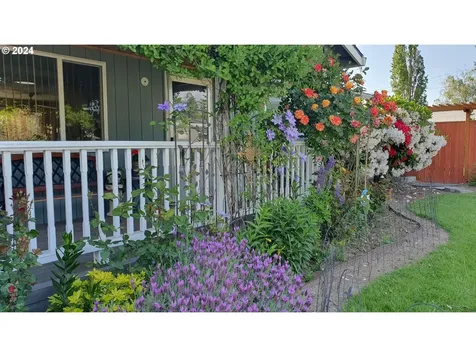 419 S Harrison Street Newberg OR 97132