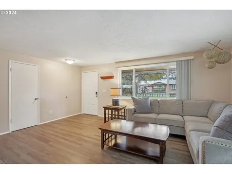 419 S Harrison Street Newberg OR 97132