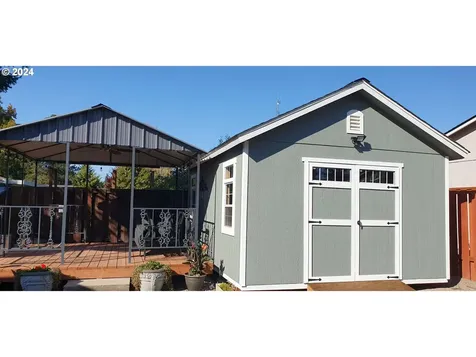 419 S Harrison Street Newberg OR 97132