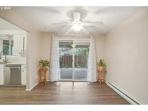419 S Harrison Street Newberg OR 97132