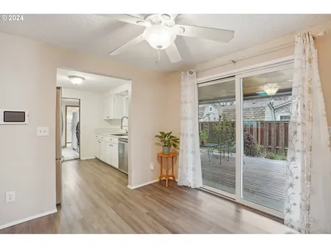 419 S Harrison Street Newberg OR 97132