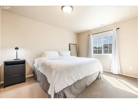 890 Nw 2nd Avenue Canby OR 97013
