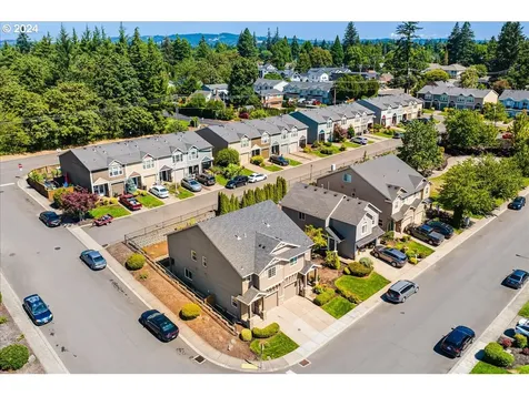 890 Nw 2nd Avenue Canby OR 97013