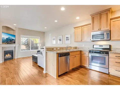 890 Nw 2nd Avenue Canby OR 97013