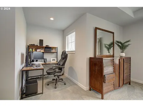 9909 Ne 132nd Avenue Vancouver WA 98682
