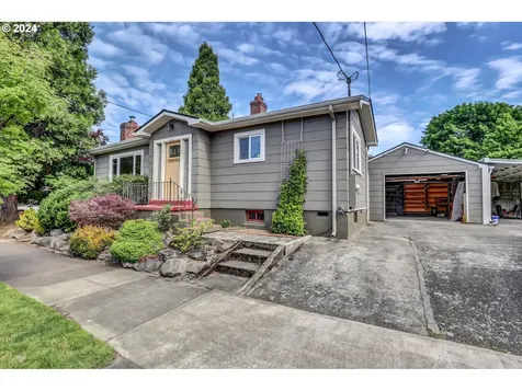 2833 N Bryant Street Portland OR 97217