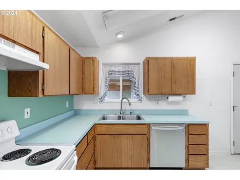 234 Valentine Avenue Sutherlin OR 97479