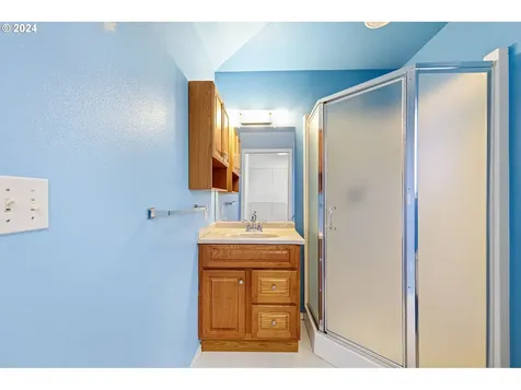234 Valentine Avenue Sutherlin OR 97479