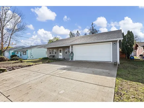 234 Valentine Avenue Sutherlin OR 97479